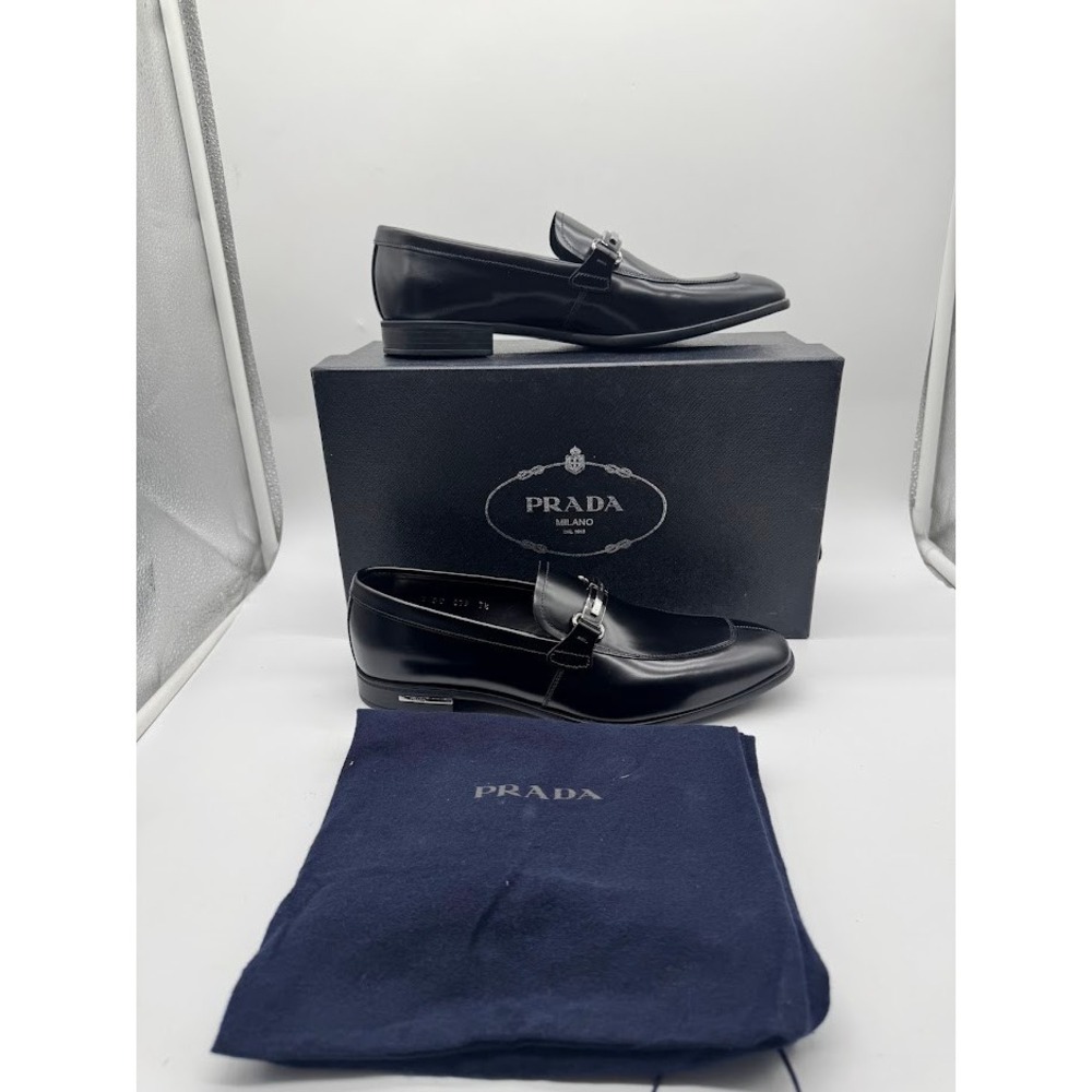 Prada 2DC079 Nero Spazzolato Fume Leather Loafers Mens talla UK 7.5/US 8.5